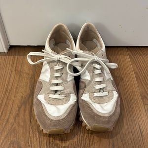 Neutral sneakers size 36